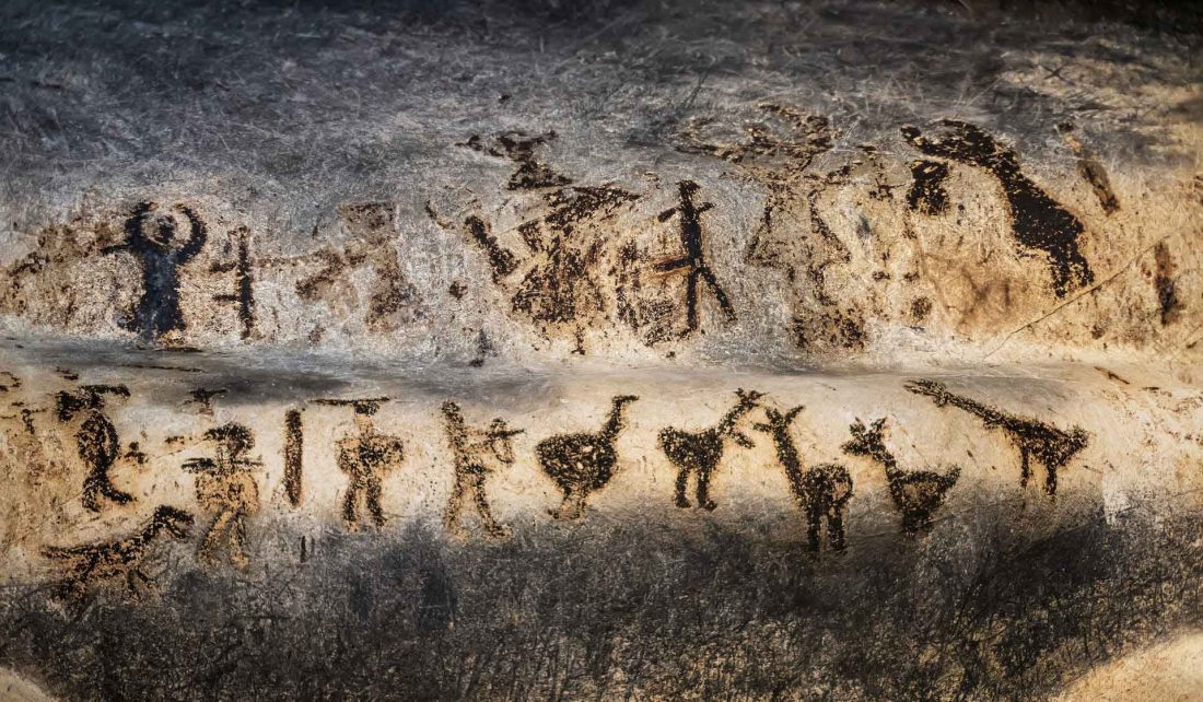 ancient-cave-drawings-K67MZ7W.jpg